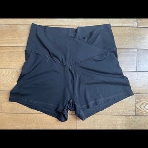 Offline by Aerie Crossover bike shorts